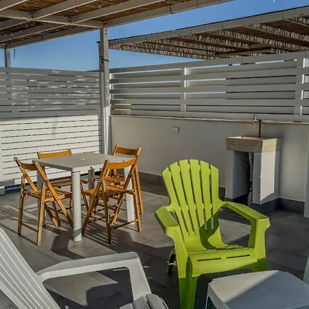 Greenmarine Apt With Sea-view Terrace Apartment